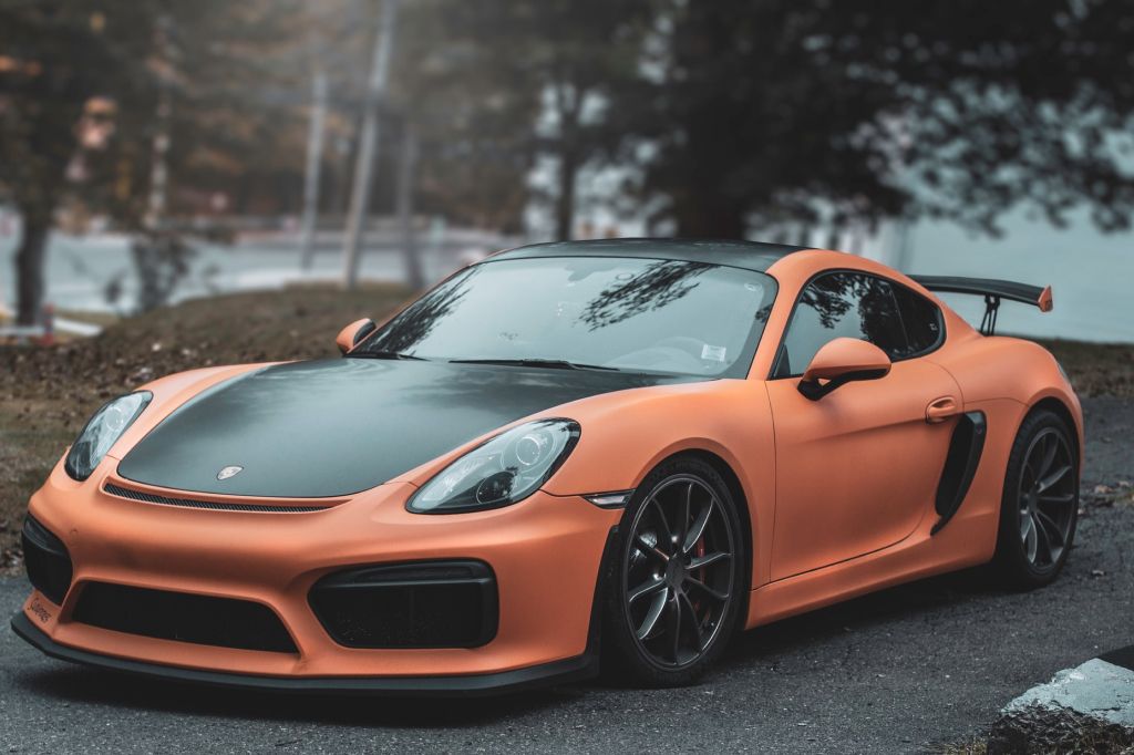 Connect people with premium local towing businesses